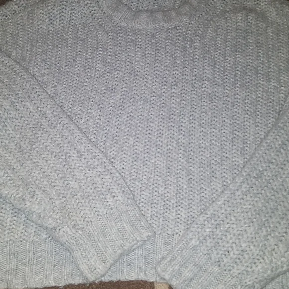 Sweater bundle - Picture 3 of 4